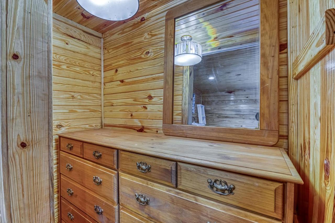 The Gemini-A Dreamy, Waterfront Tiny Cabin Rogersville Dış mekan fotoğraf
